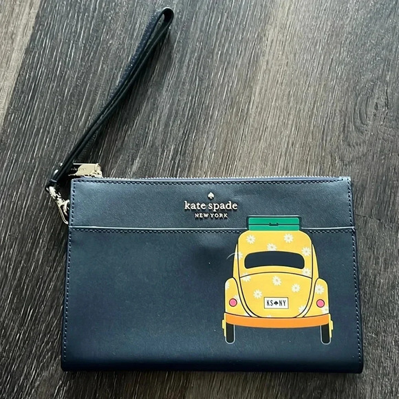 NWOT Kate Spade Beep Beep  Wristlet - Picture 1 of 5